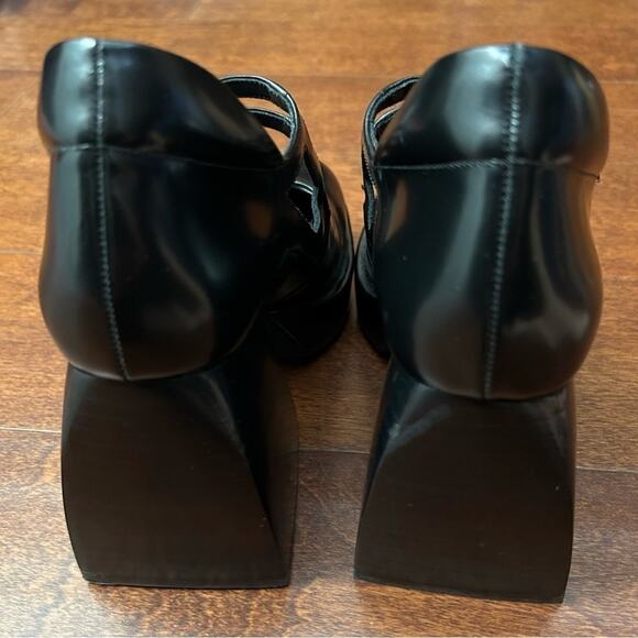 Jeffrey Campbell Corgi Platform Mary Janes,
Wednesday Addams Black Leather Size5 - Picture 12 of 15